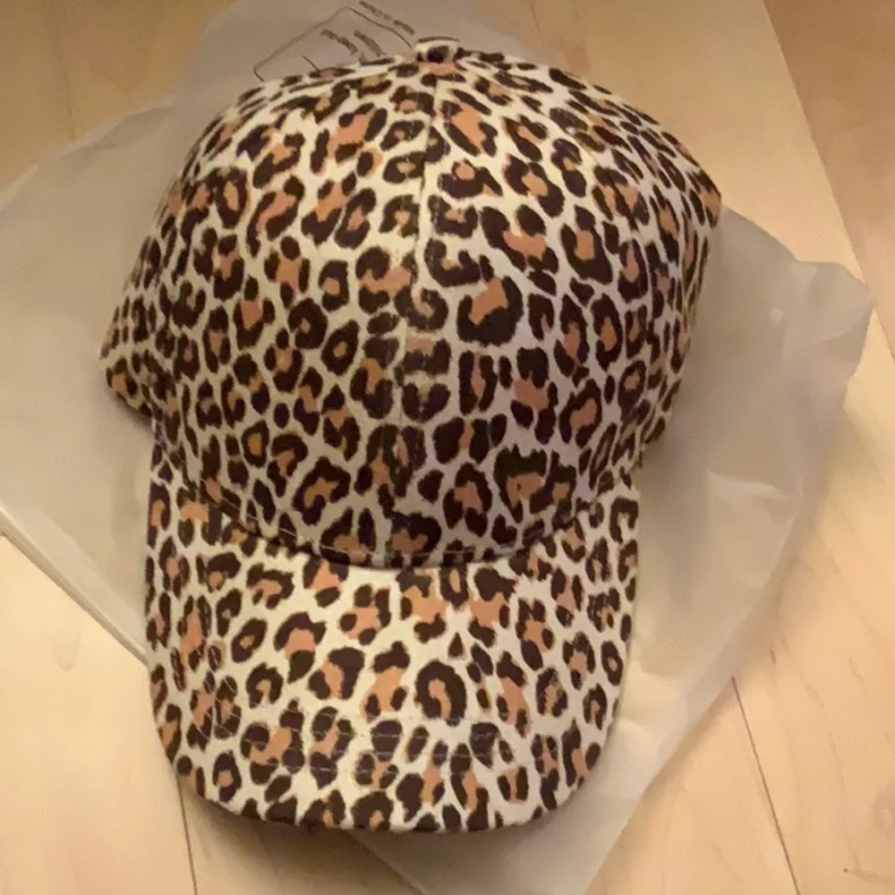 Leopard Hat - Picture 1 of 1